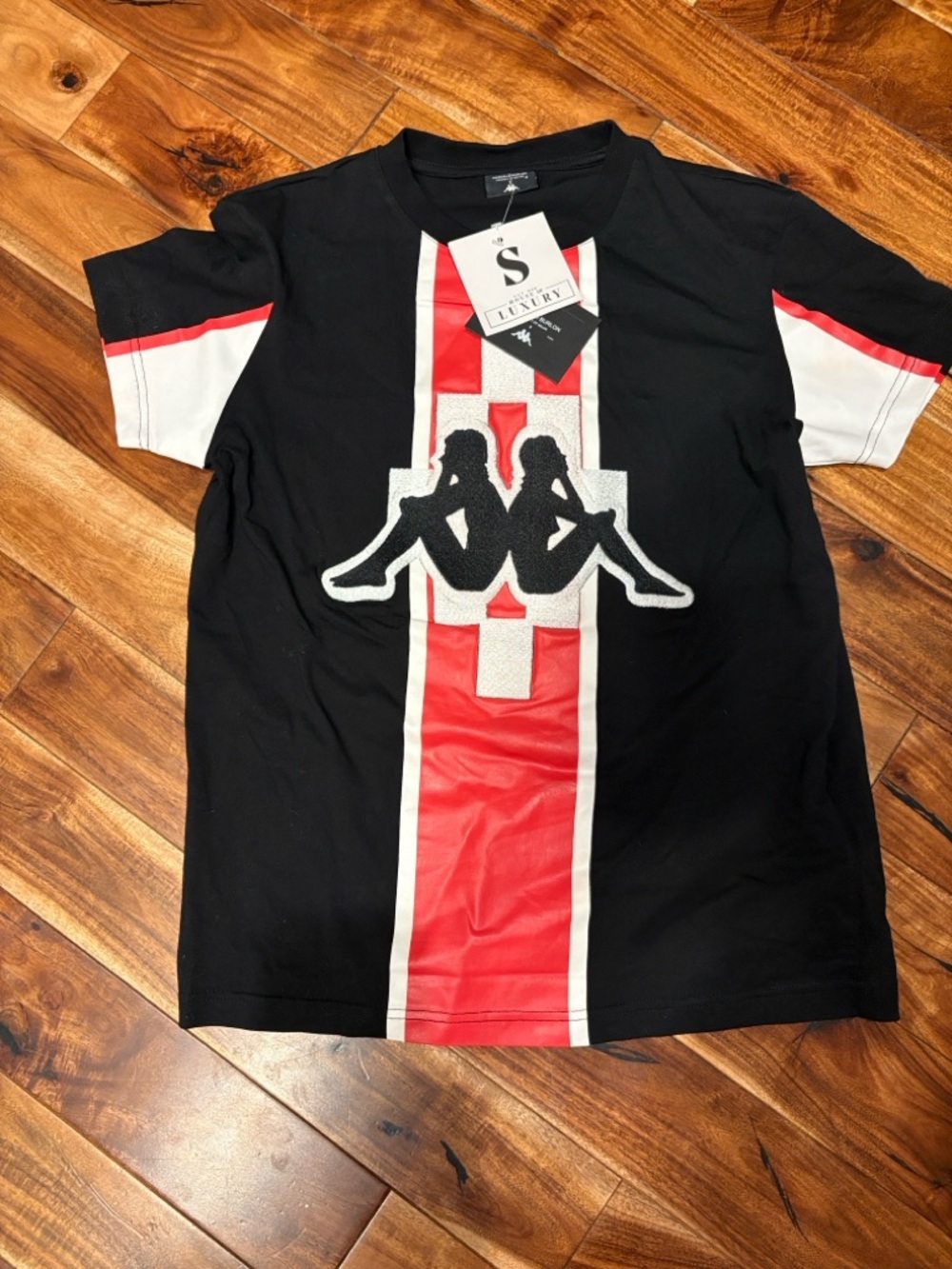 Marcelo Burlon County of Milan Black Red White Graphic Tee